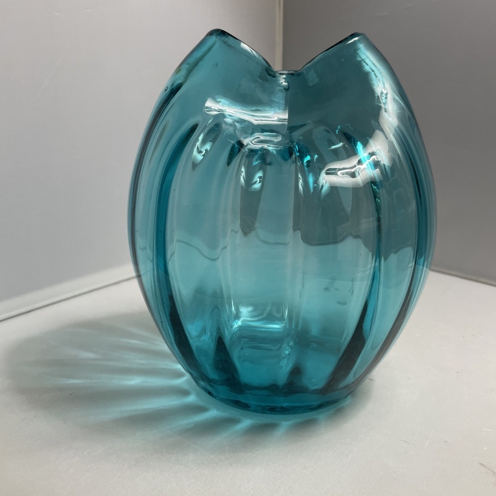 MCM Bischoff Art Glass Hand Blown Teal Rib Optic Ribbed Pinch Top‎ Vase No 412